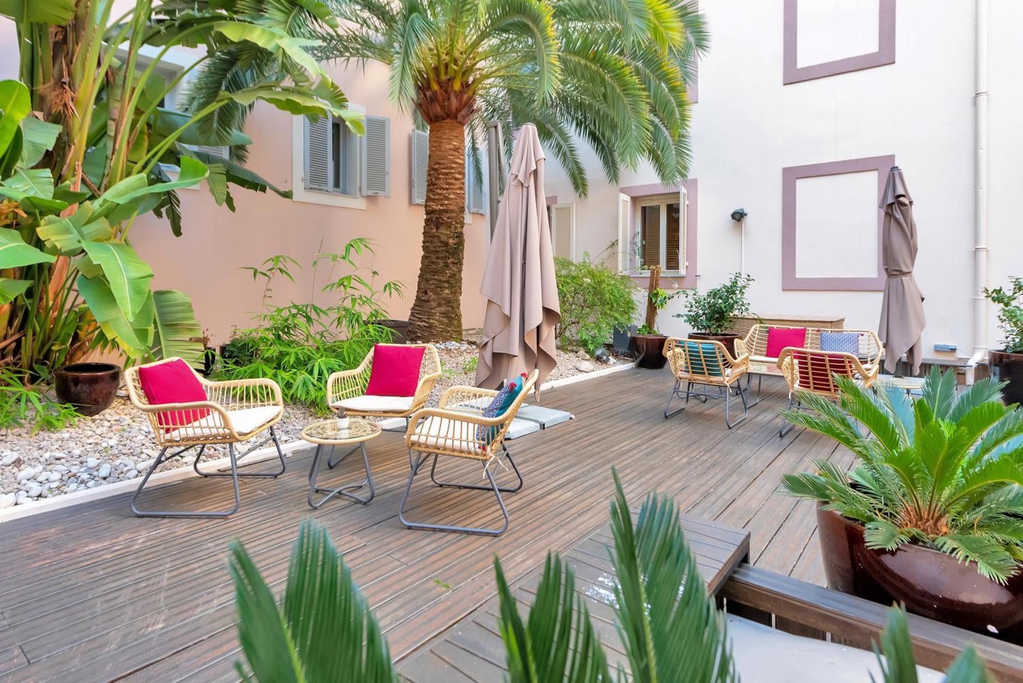 Hotel Beau Rivage 4*